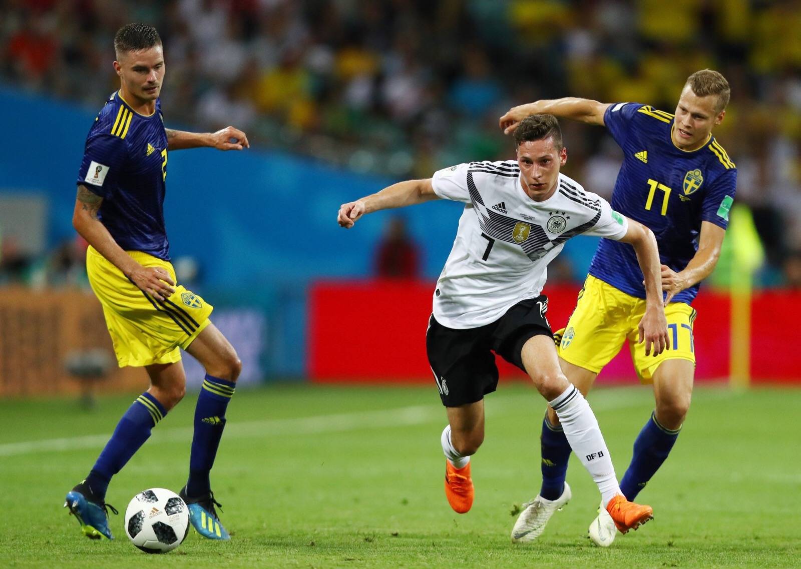 卢森堡队准备应对欧洲杯预选赛挑战，信心十足